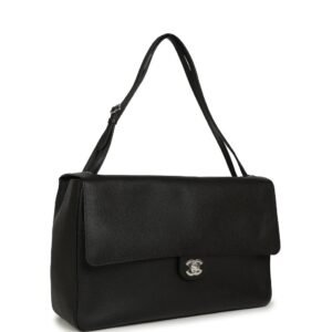 Chanel maxi flap large Black